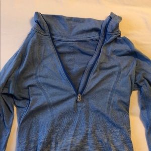 Lululemon long sleeve quarter zip